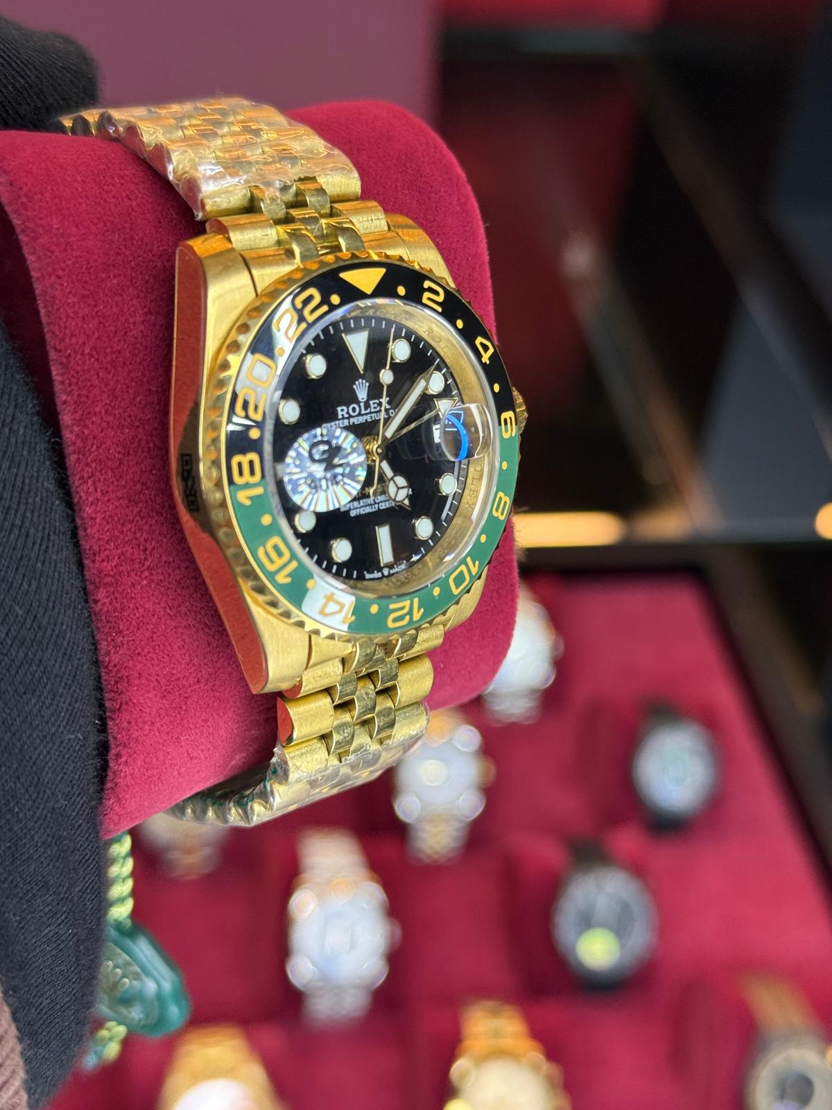 ROLEX GMT MASTER 2 görünüm 2
